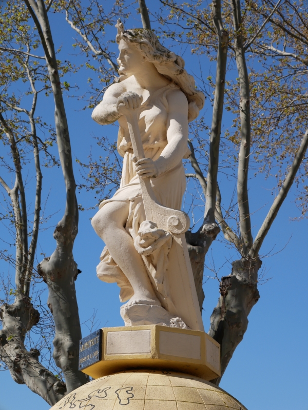Amphitrite, place de la marine, Agde